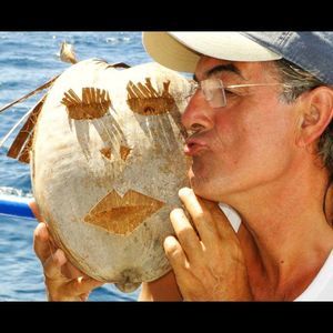 Meet your Posher, Augusto